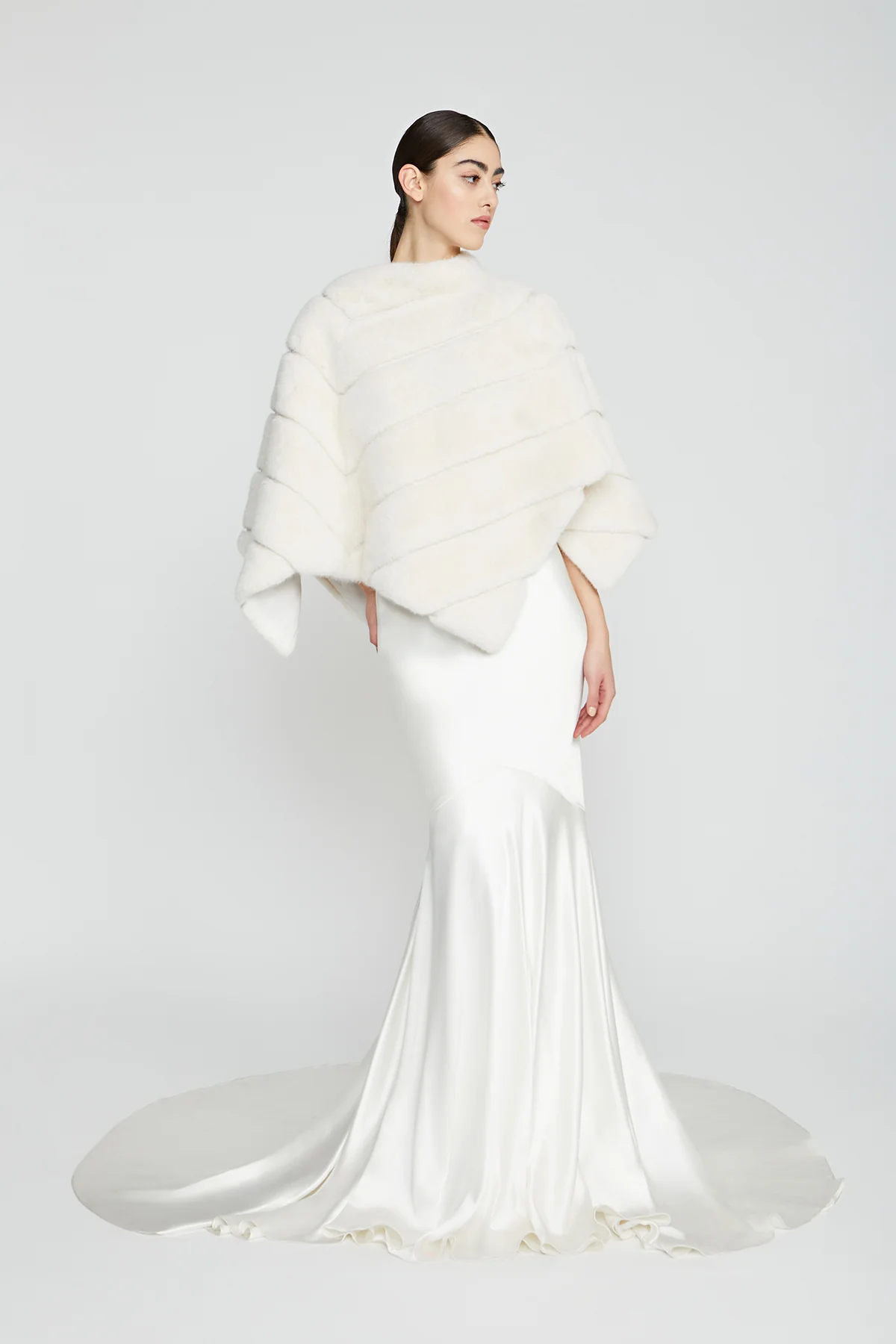 Fur-Free Mink Cape - Image 4