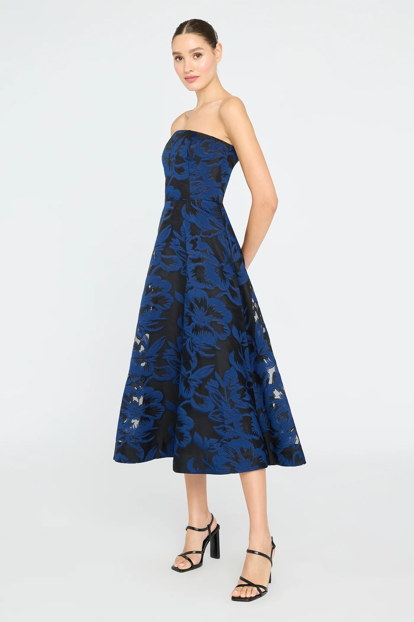 Laure Jacquard Midi Dress - Image 3