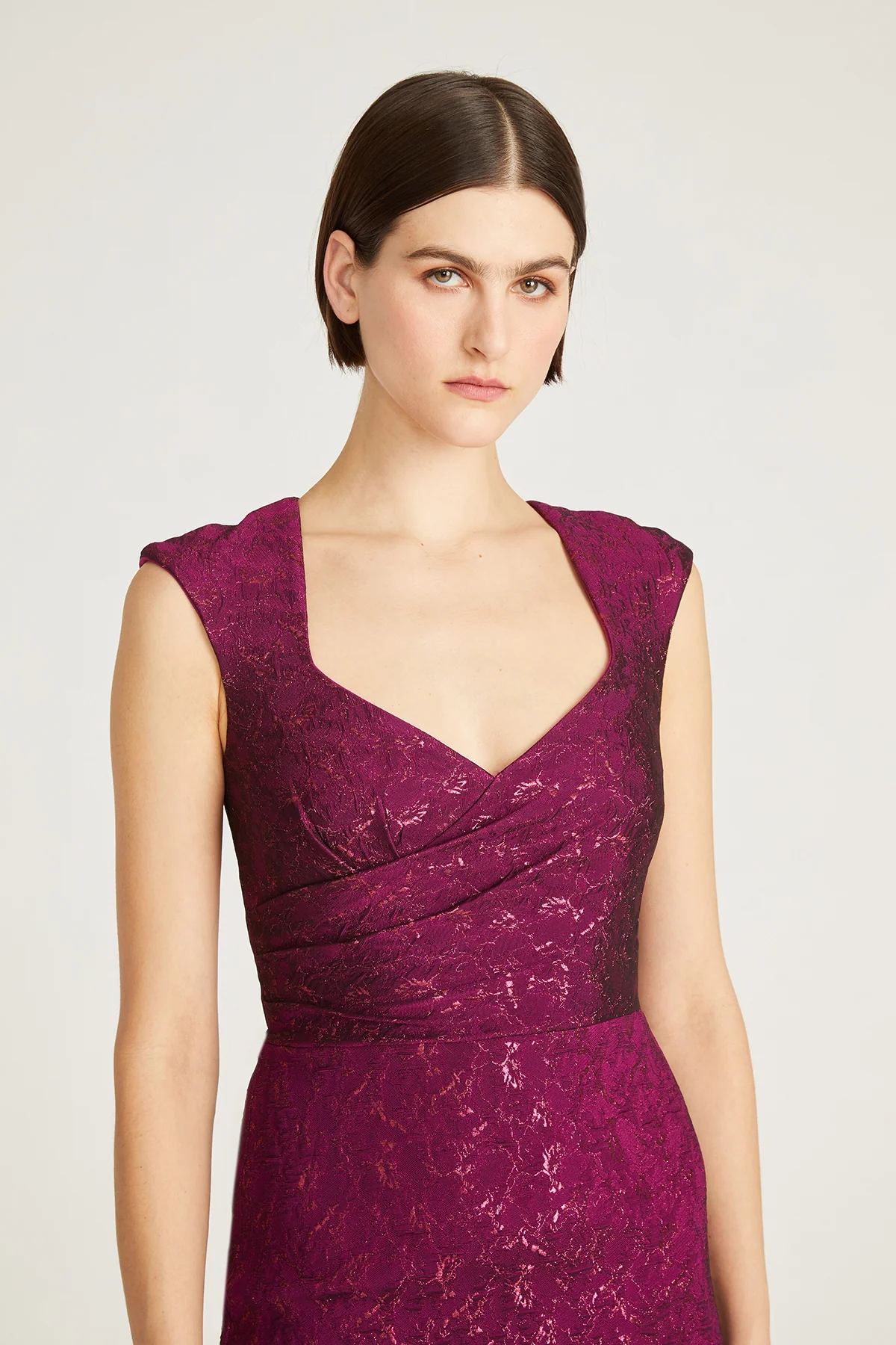 Omnia Fitted Cocktail Dress - Image 4