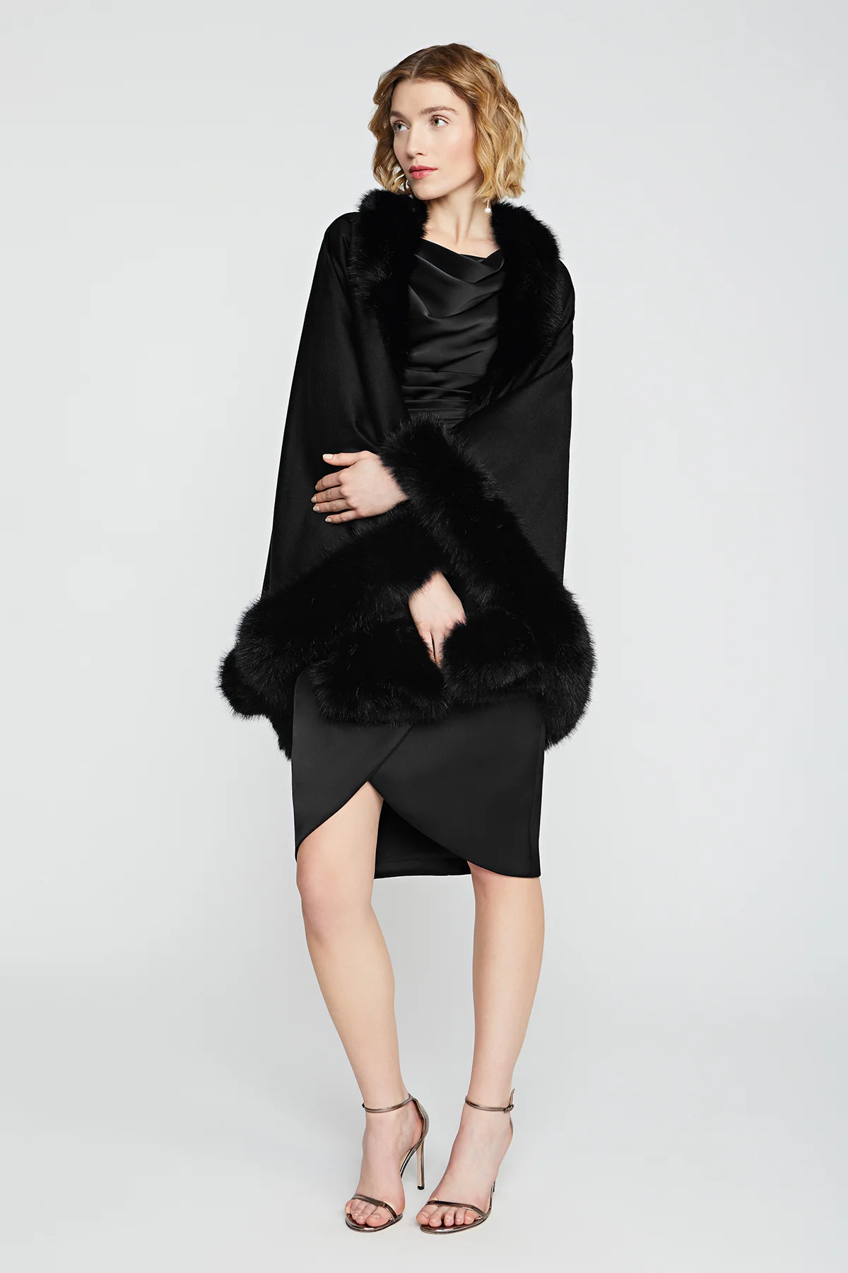 Wool And Cashmere Blend Cape - Image 3