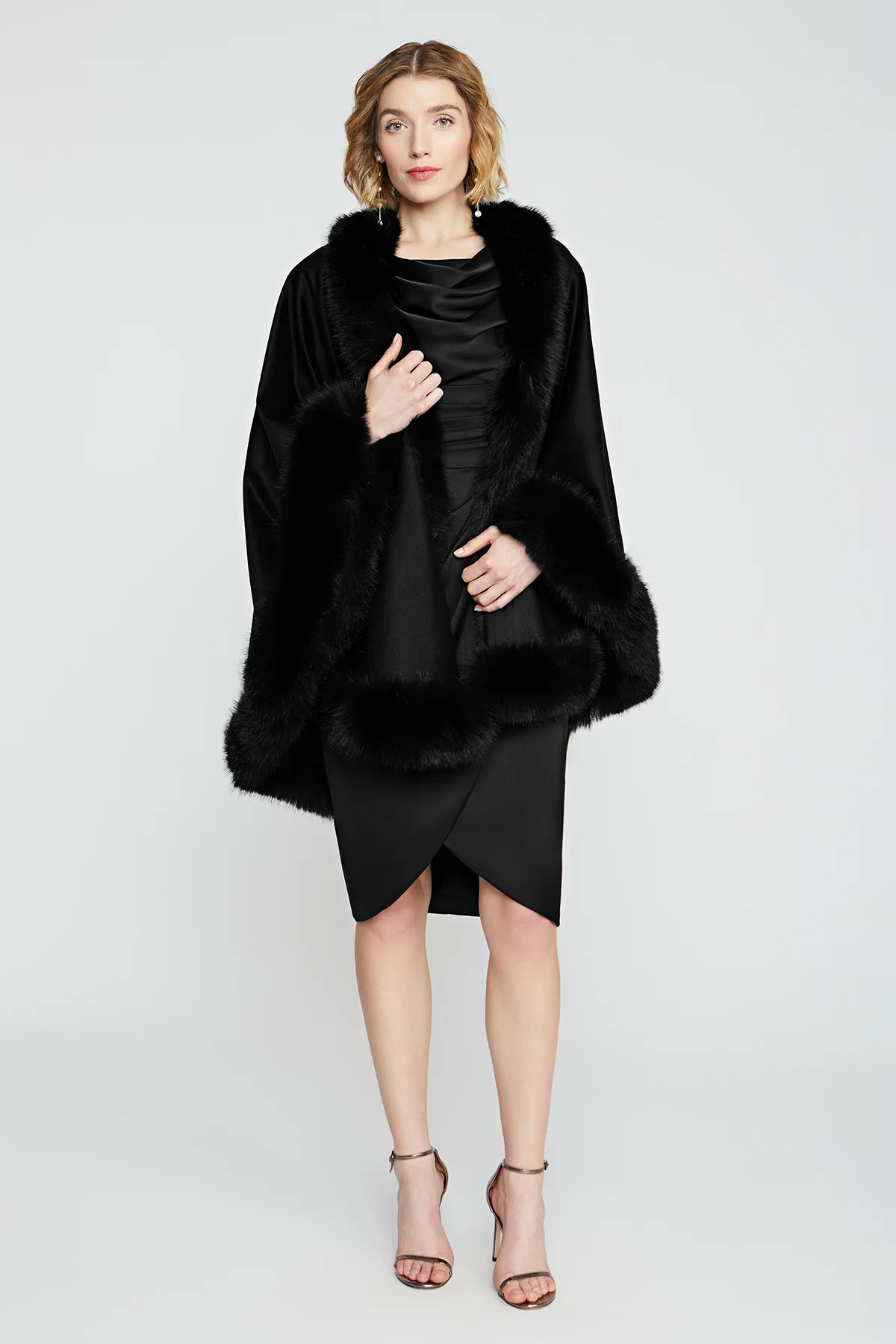 Wool And Cashmere Blend Cape - Image 6